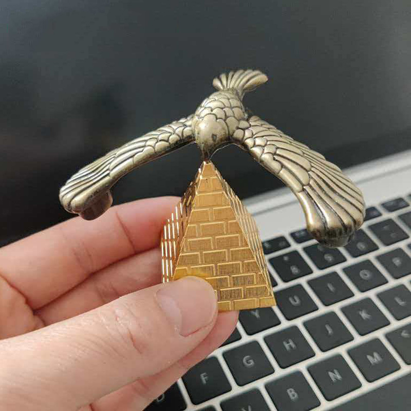 Metal Balancing Bird with Pyra - Office Technologies ulasan dan harga